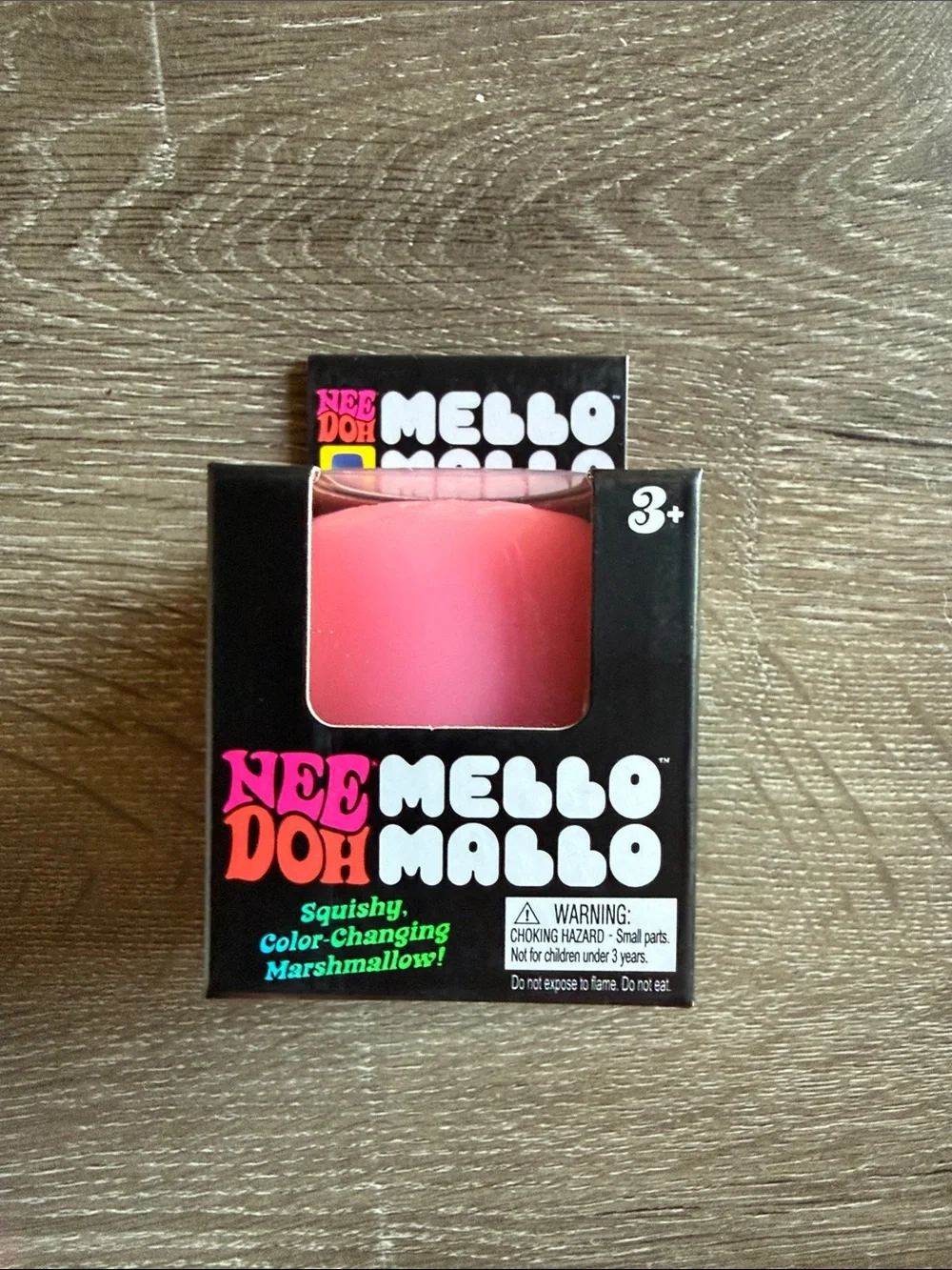 Mello Mallo Color-Changing Pink Marshmallow Squishy by NeeDoh